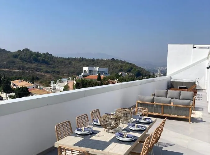 Luxury Penthouse Gerardo - The View Апартаменти Фуенхірола